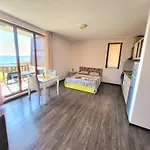 Vip In Apartment